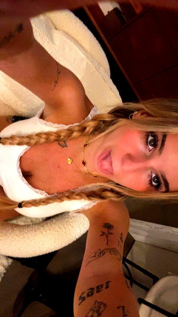 kaitlyn_krems snapchat image archive image