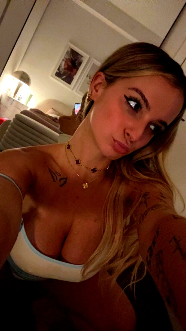 kaitlyn_krems snapchat image archive image