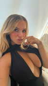 kaitlyn_krems Altpins Profile Picture