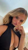 kaitlyn_krems Altpins Profile Picture