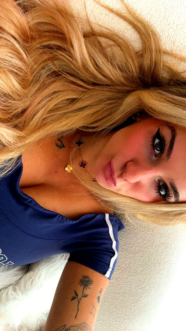kaitlyn_krems snapchat image archive image