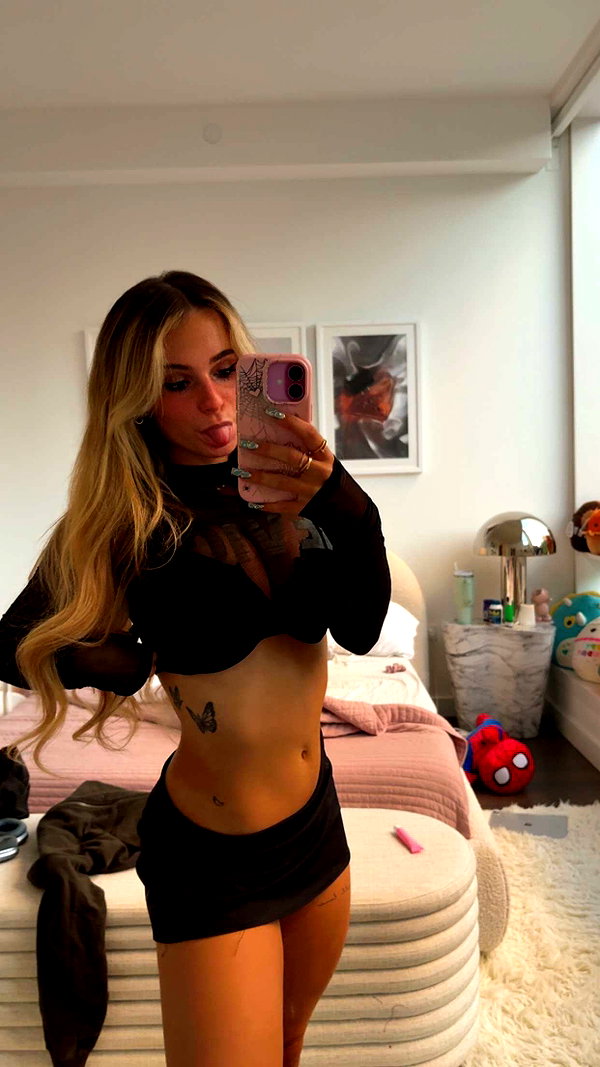 kaitlyn_krems snapchat image archive image