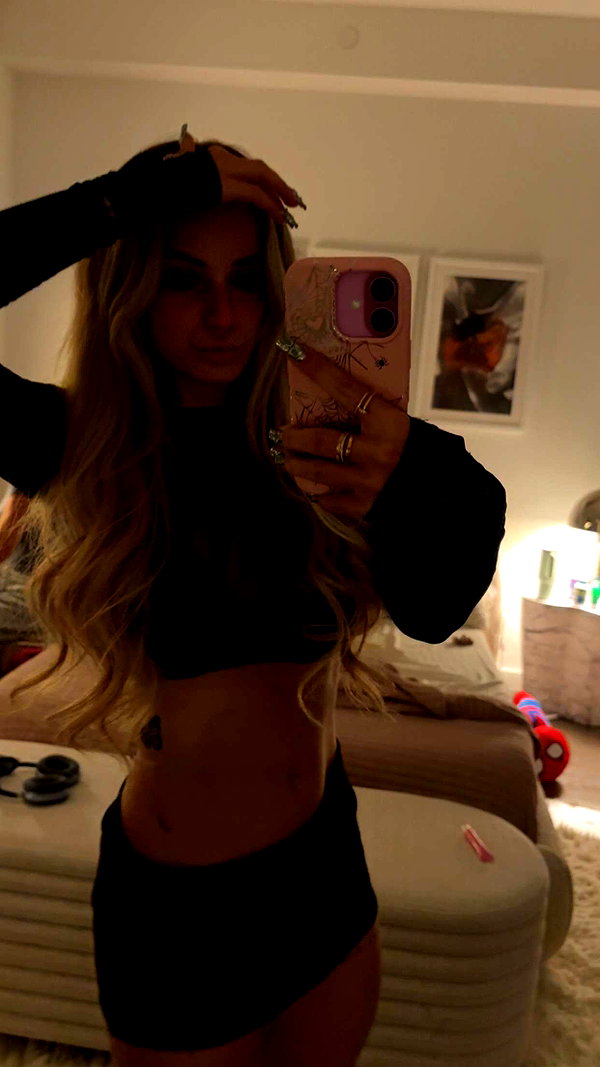 kaitlyn_krems snapchat image archive image