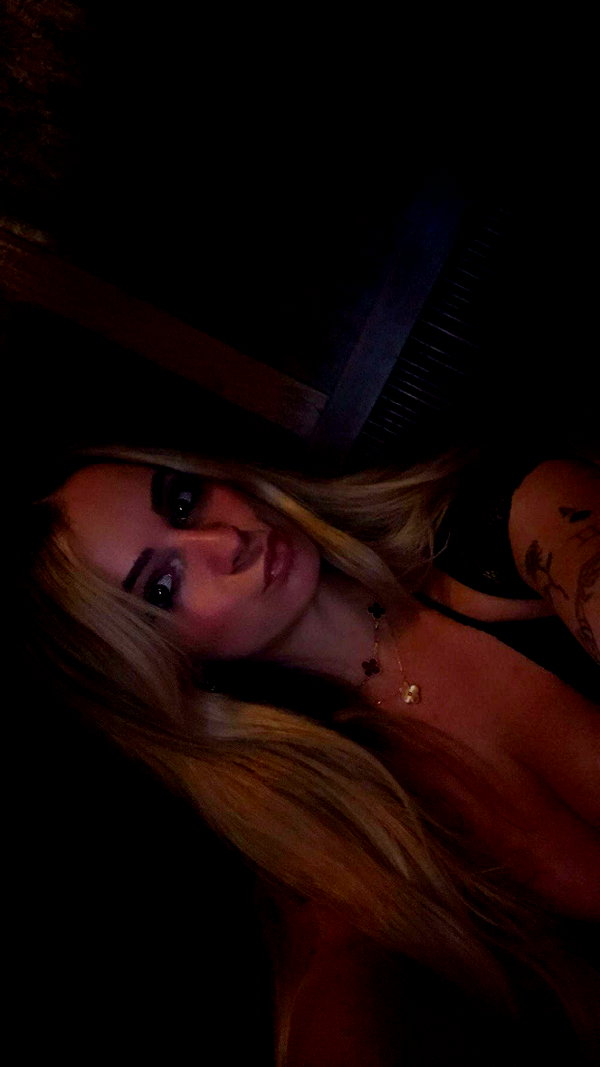 kaitlyn_krems snapchat image archive image