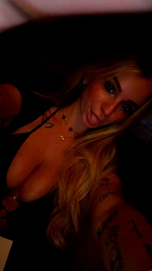 kaitlyn_krems snapchat image archive image
