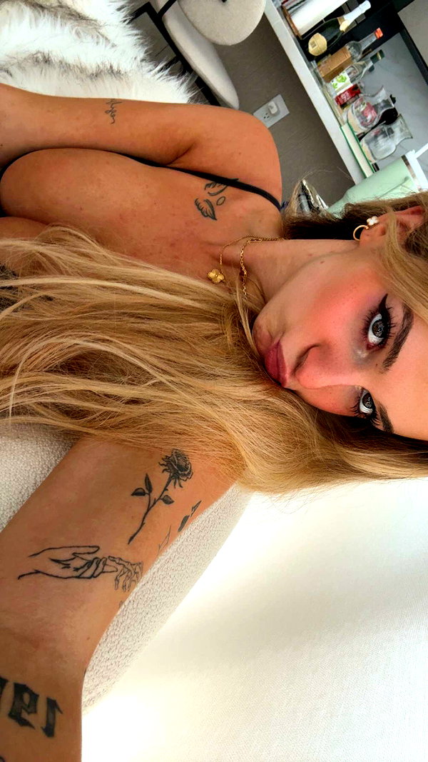 kaitlyn_krems snapchat image archive image