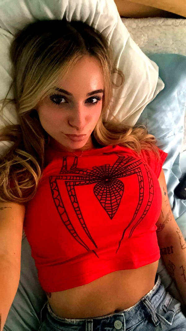 kaitlyn_krems snapchat image archive image