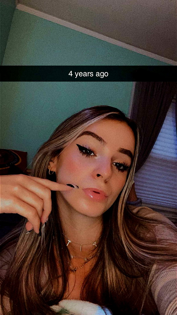 kaitlyn_krems snapchat image archive image