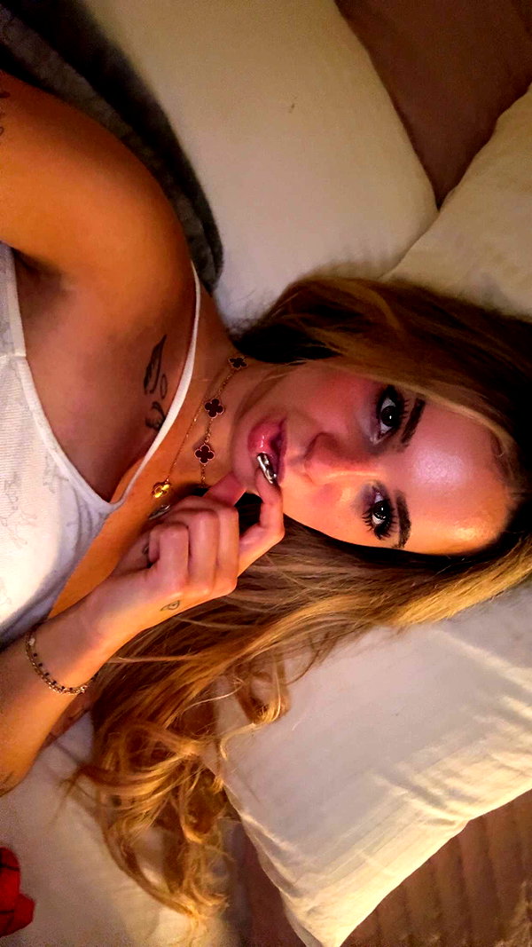 kaitlyn_krems snapchat image archive image