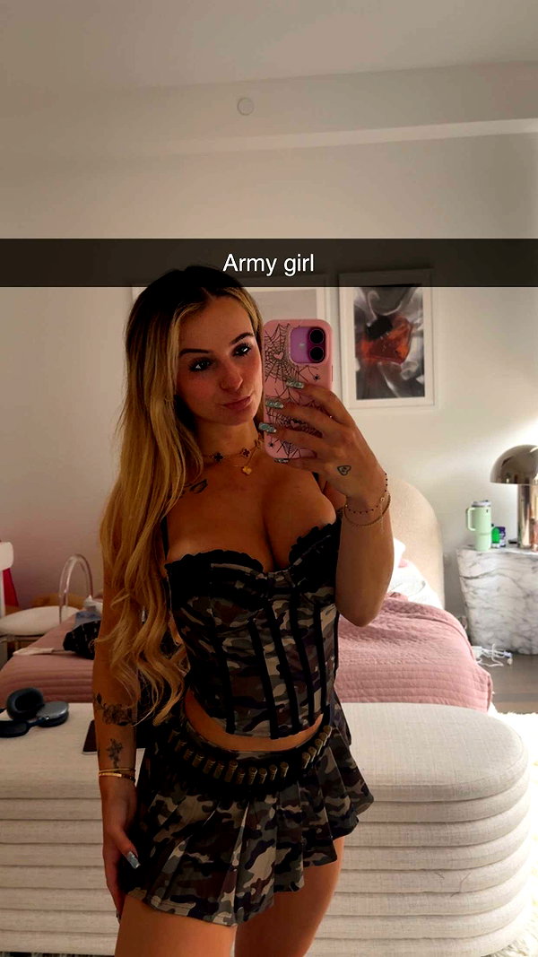 kaitlyn_krems snapchat image archive image