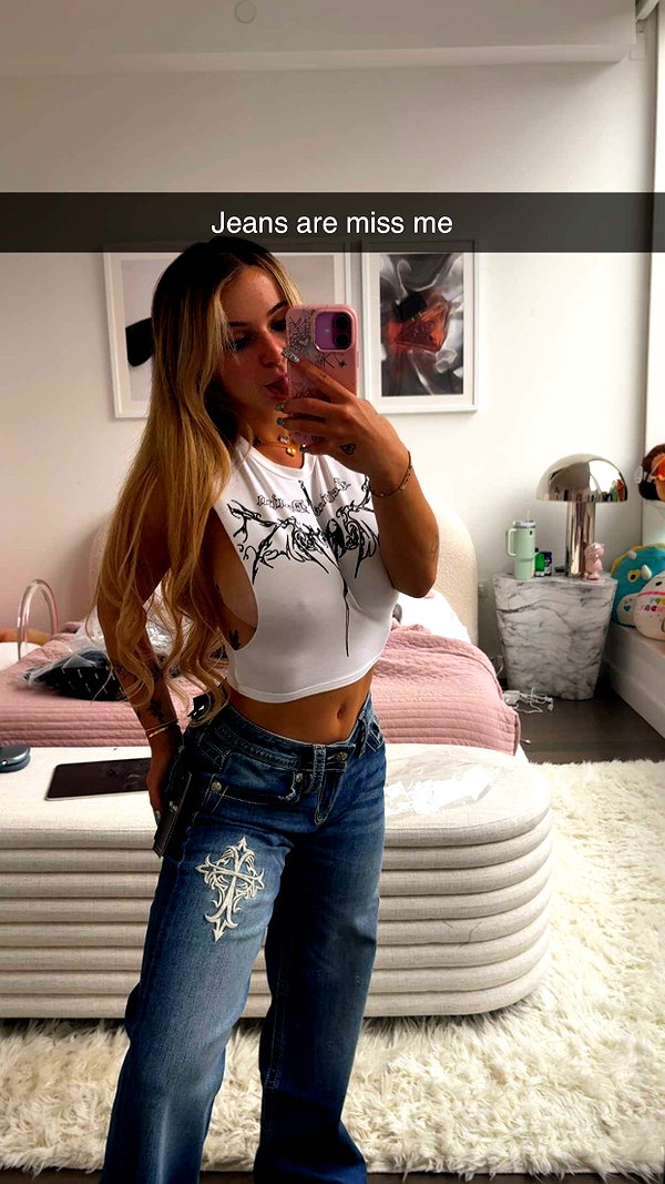 kaitlyn_krems snapchat image archive image