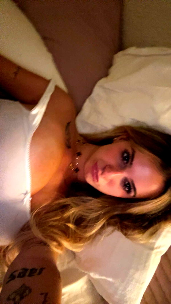 kaitlyn_krems snapchat image archive image