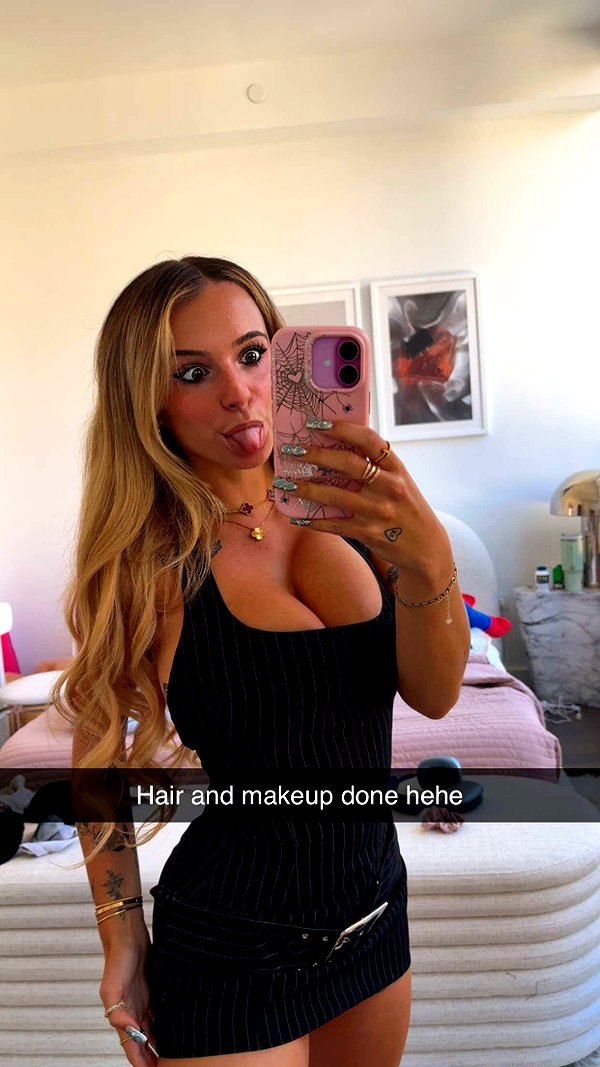 kaitlyn_krems snapchat image archive image