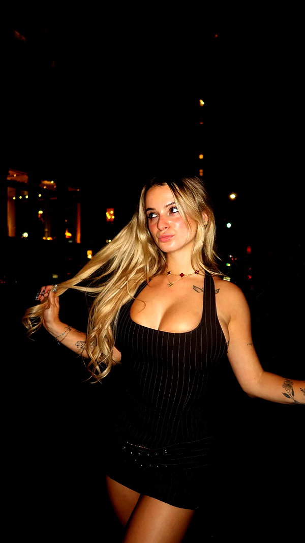 kaitlyn_krems snapchat image archive image