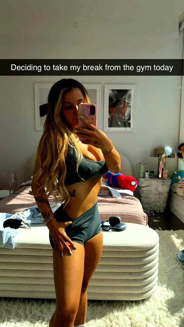 kaitlyn_krems snapchat image archive image