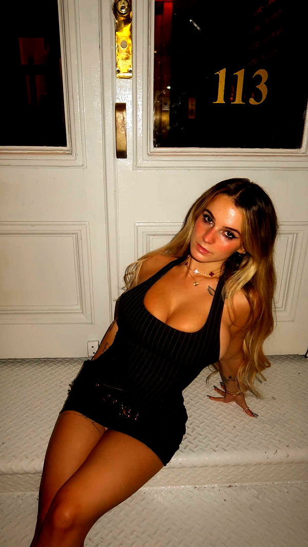 kaitlyn_krems snapchat image archive image