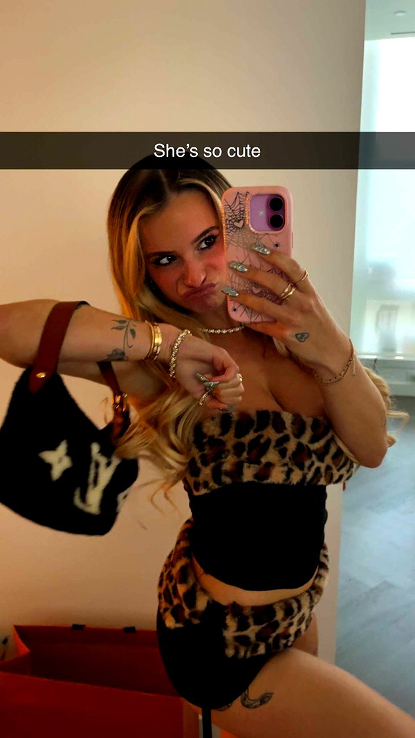 kaitlyn_krems snapchat image archive image