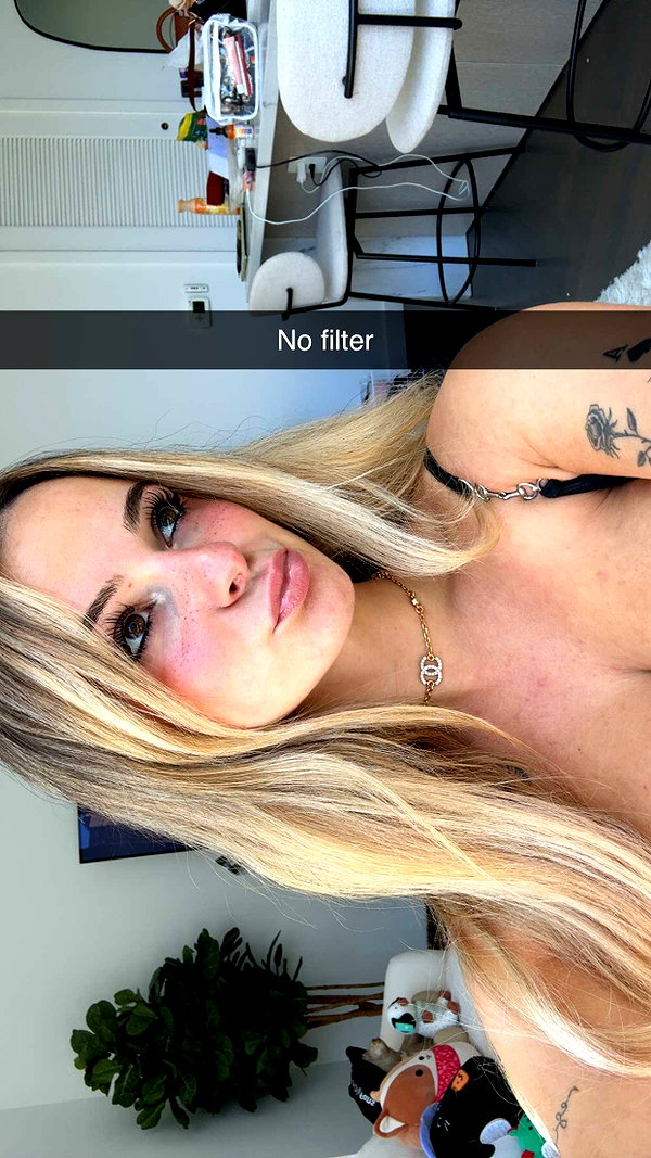 kaitlyn_krems snapchat image archive image