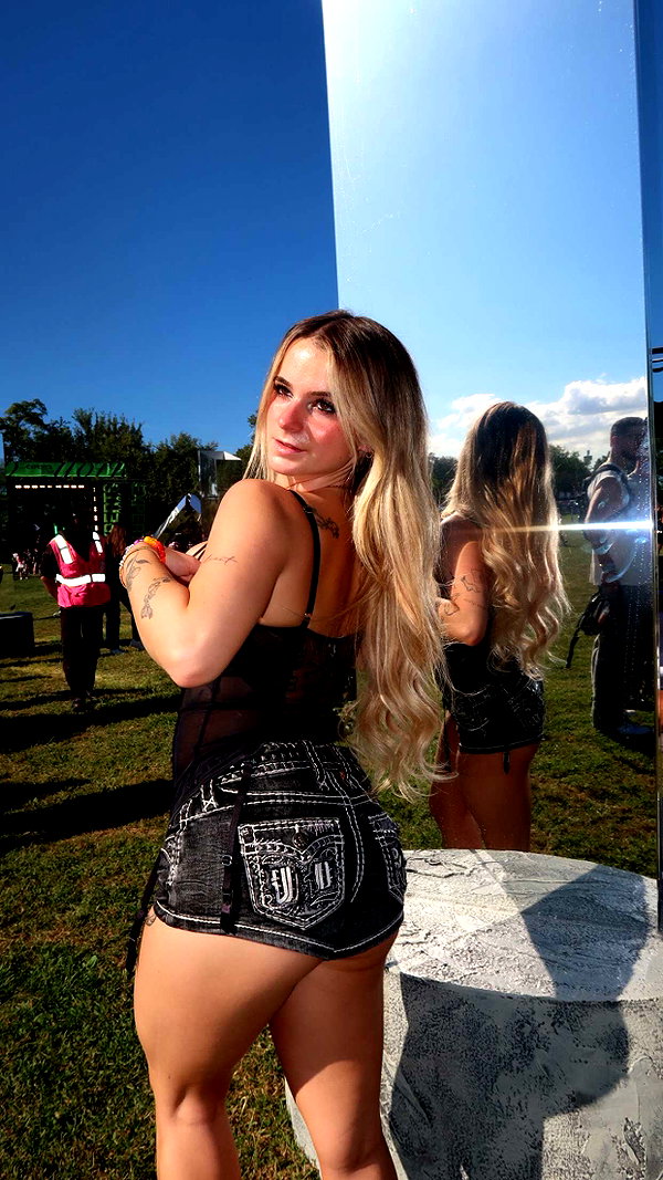 kaitlyn_krems snapchat image archive image