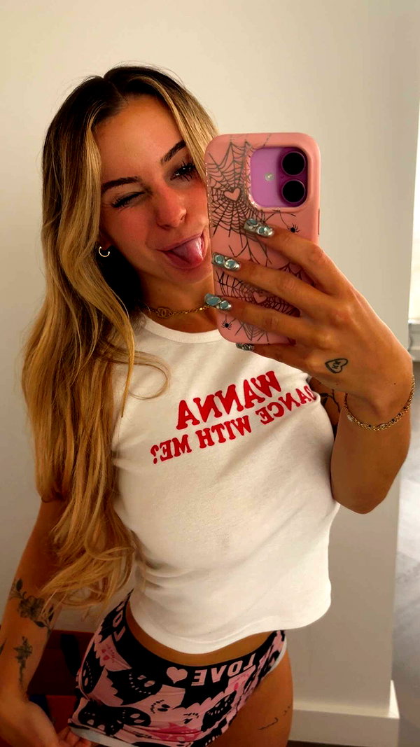 kaitlyn_krems snapchat image archive image