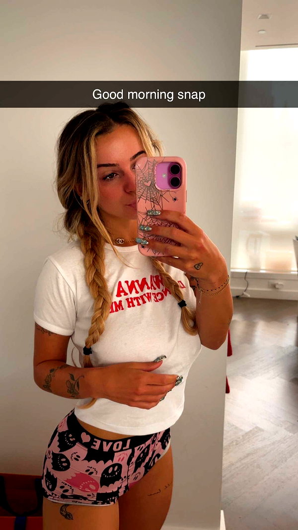 kaitlyn_krems snapchat image archive image