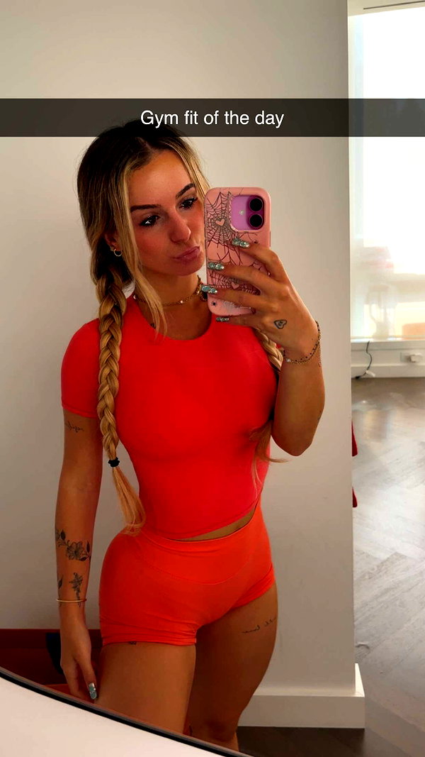 kaitlyn_krems snapchat image archive image