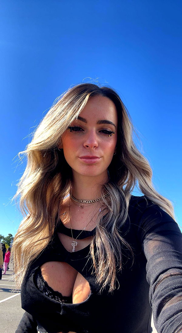 kaitlyn_krems snapchat image archive image