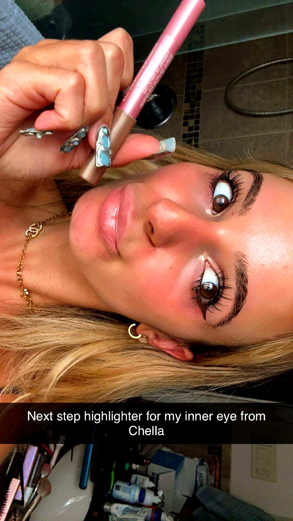 kaitlyn_krems snapchat image archive image