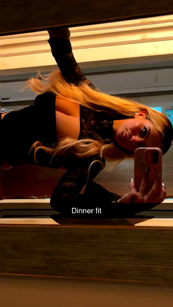 kaitlyn_krems snapchat image archive image