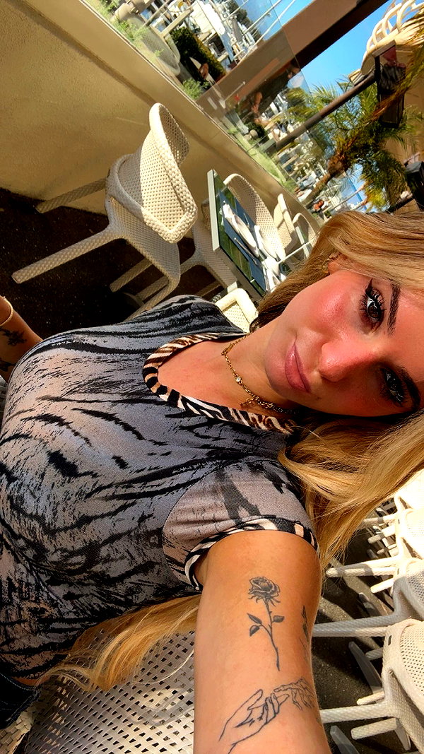 kaitlyn_krems snapchat image archive image