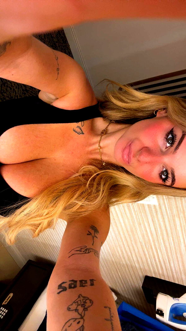 kaitlyn_krems snapchat image archive image