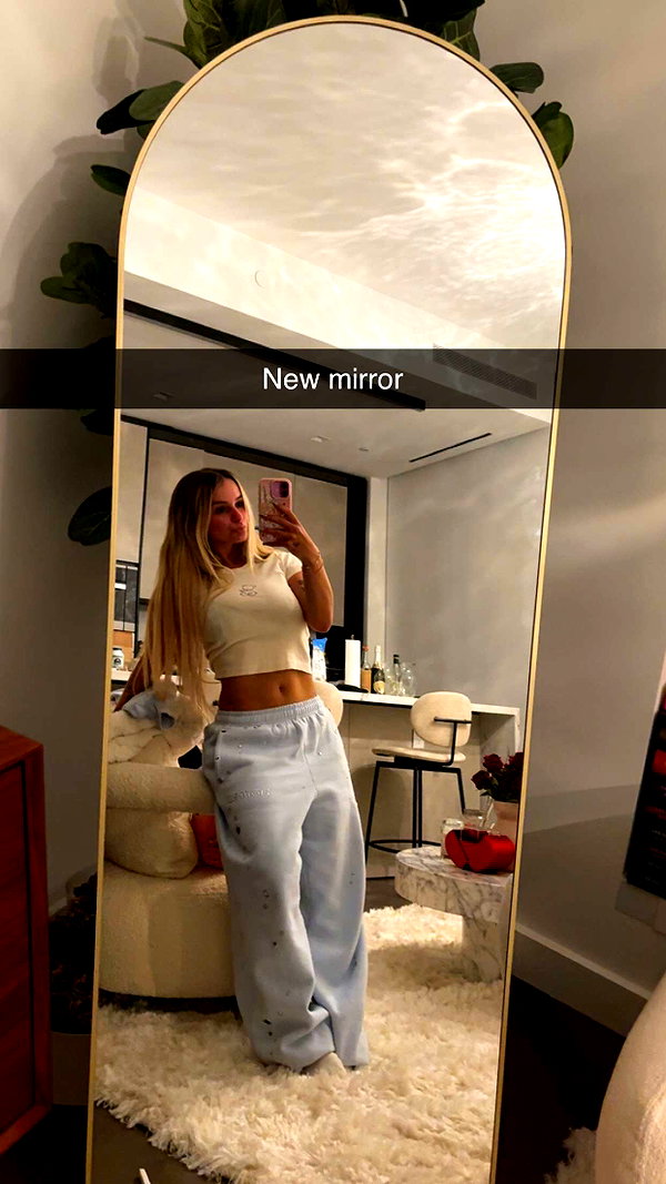 kaitlyn_krems snapchat image archive image
