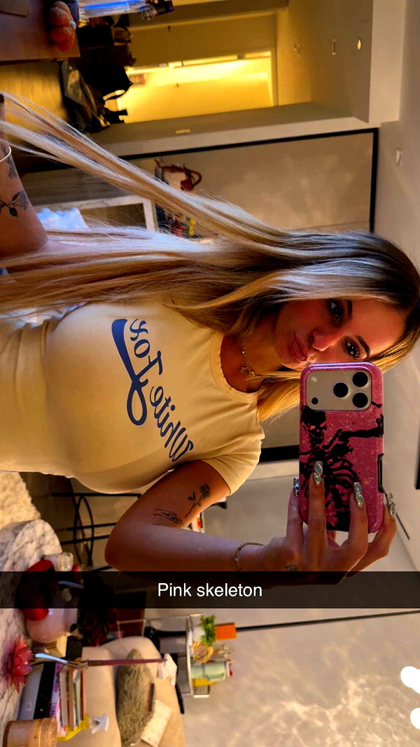 kaitlyn_krems snapchat image archive image