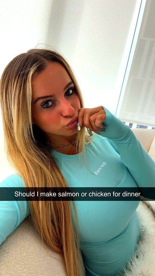 kaitlyn_krems snapchat image archive image