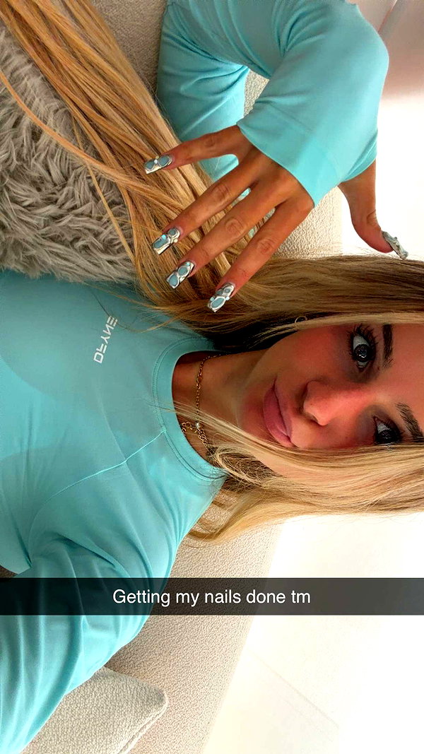 kaitlyn_krems snapchat image archive image