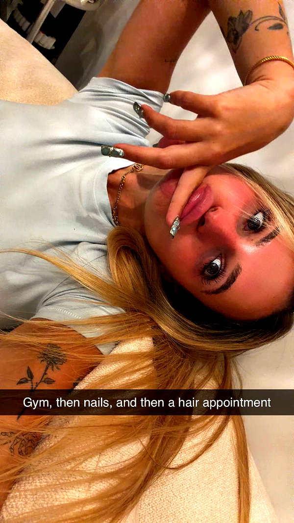 kaitlyn_krems snapchat image archive image