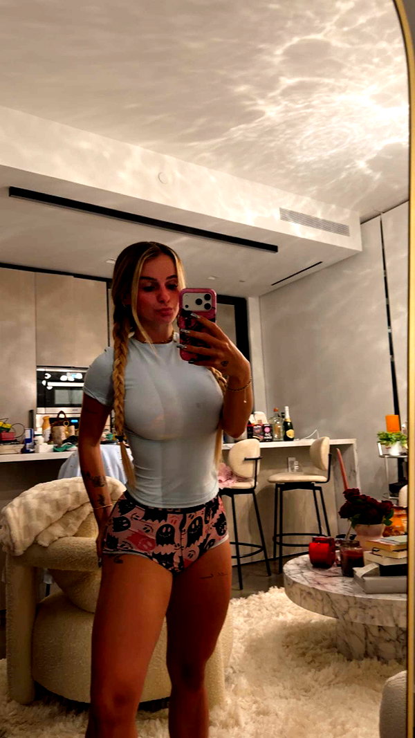 kaitlyn_krems snapchat image archive image