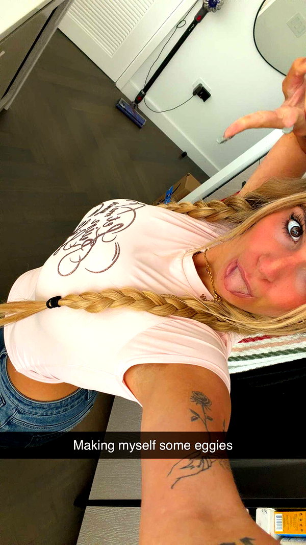 kaitlyn_krems snapchat image archive image