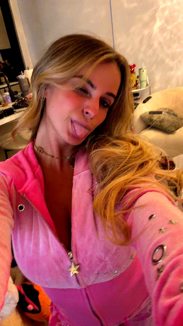 kaitlyn_krems snapchat image archive image