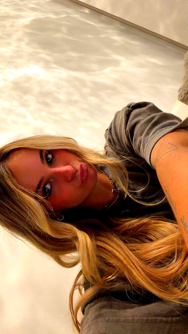 kaitlyn_krems snapchat image archive image