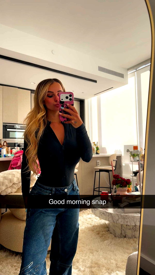 kaitlyn_krems snapchat image archive image