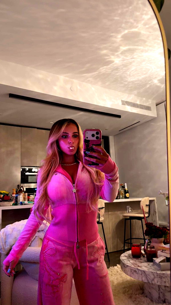 kaitlyn_krems snapchat image archive image