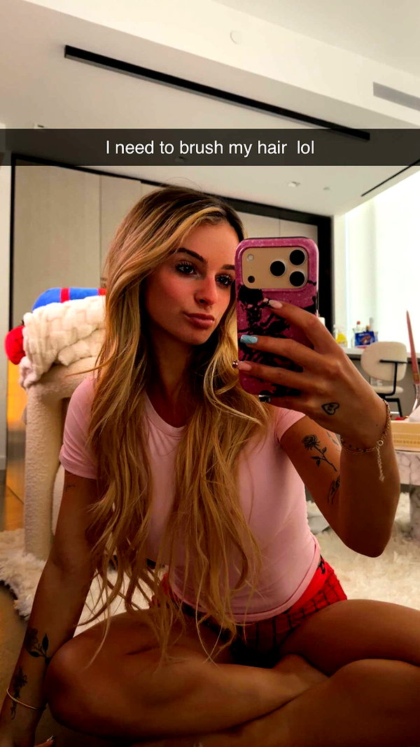 kaitlyn_krems snapchat image archive image