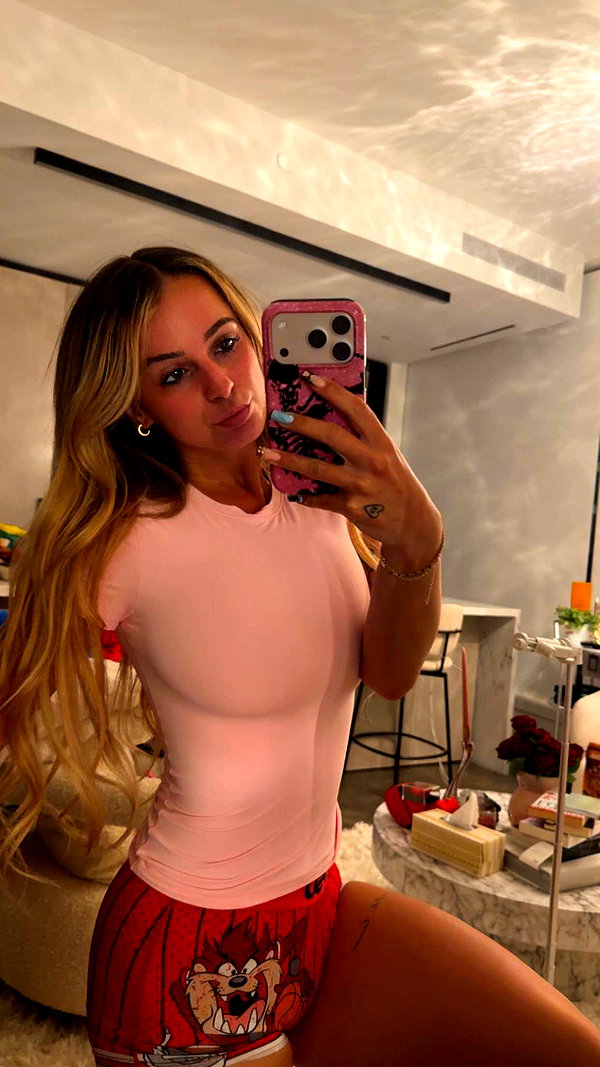 kaitlyn_krems snapchat image archive image
