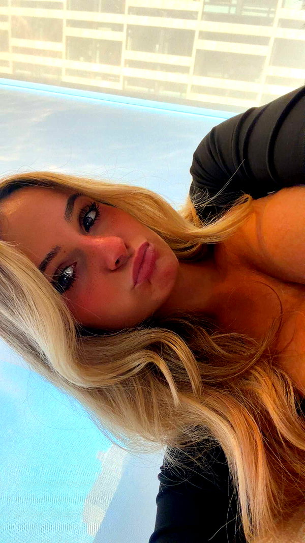 kaitlyn_krems snapchat image archive image