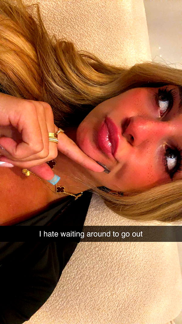 kaitlyn_krems snapchat image archive image