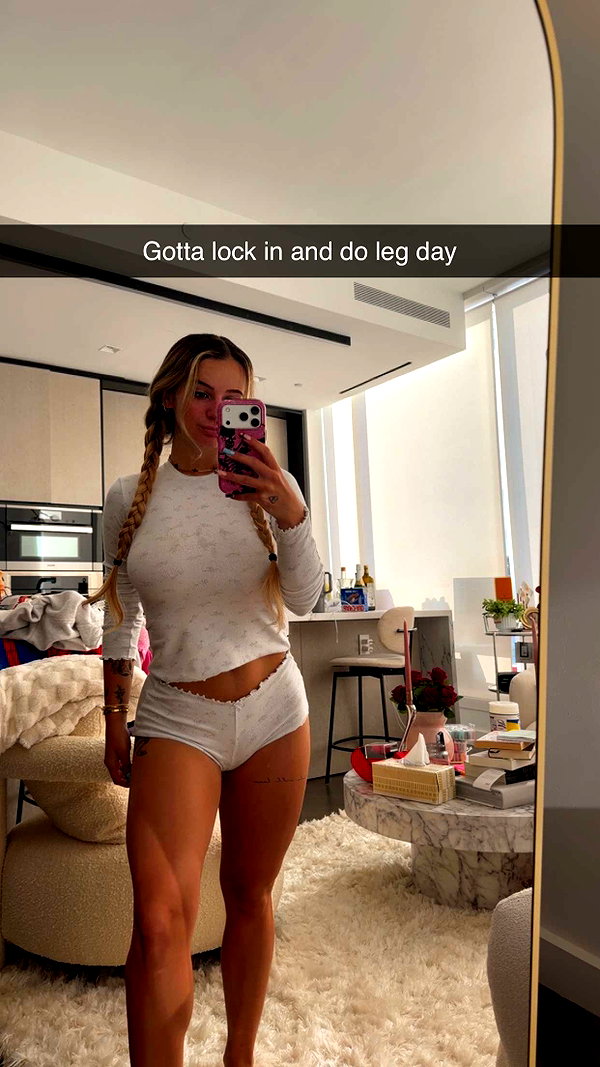 kaitlyn_krems snapchat image archive image