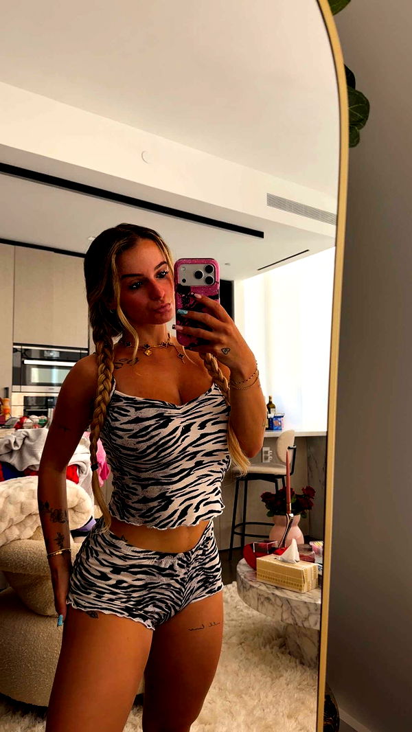 kaitlyn_krems image ~ Altpins