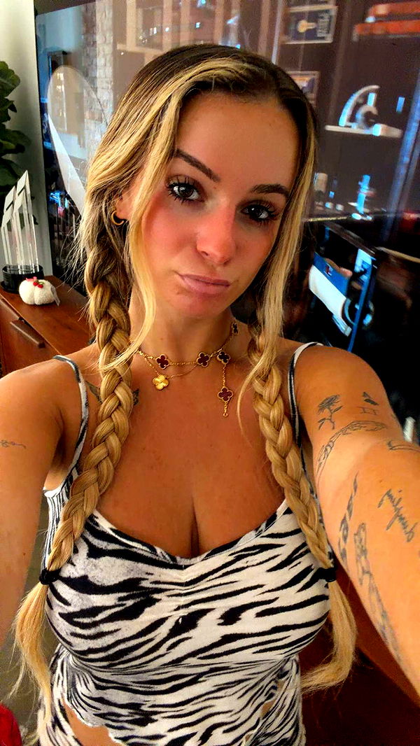 kaitlyn_krems image ~ Altpins