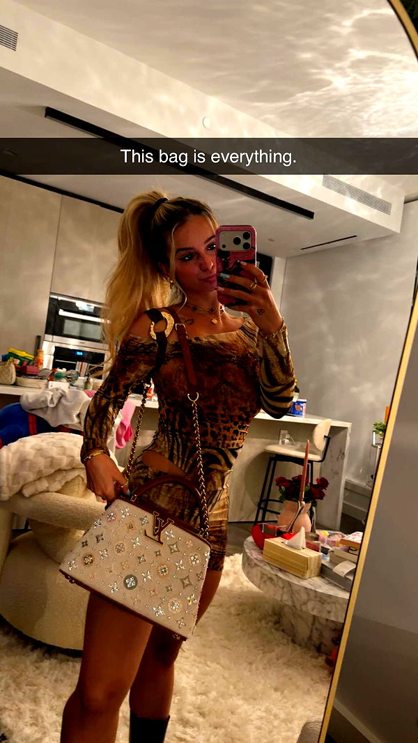 kaitlyn_krems image ~ Altpins